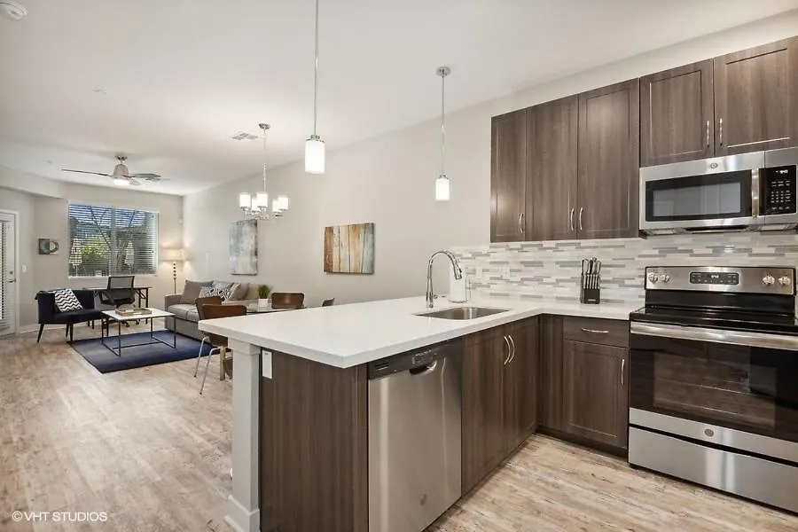 Lux 2 Bed Desert Ridge 2 Heated Pools Gym 凤凰城 美国